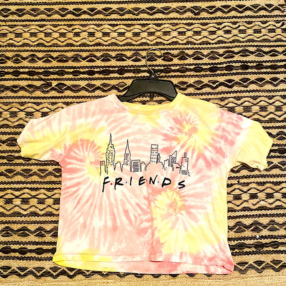 A Friends ship and the brand is art class